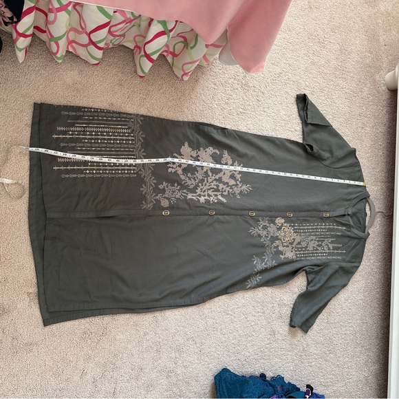 Limelight embroidered long shirt - Picture 8 of 9